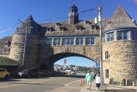 Weekend in Narragansett, RI: Ocean Road 10K with The Cabot Fit Team