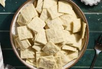 Crispy Sourdough Discard Crackers Recipe for Zero-Waste Snacking