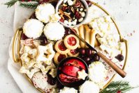 How to Build a Stunning Cookie Board for Parties and Gifts