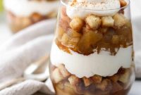 Classic Danish Apple Trifle Recipe for Impressive Dessert