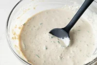 Creamy Horseradish Sauce for Prime Rib: Tangy Roast Beef Topping