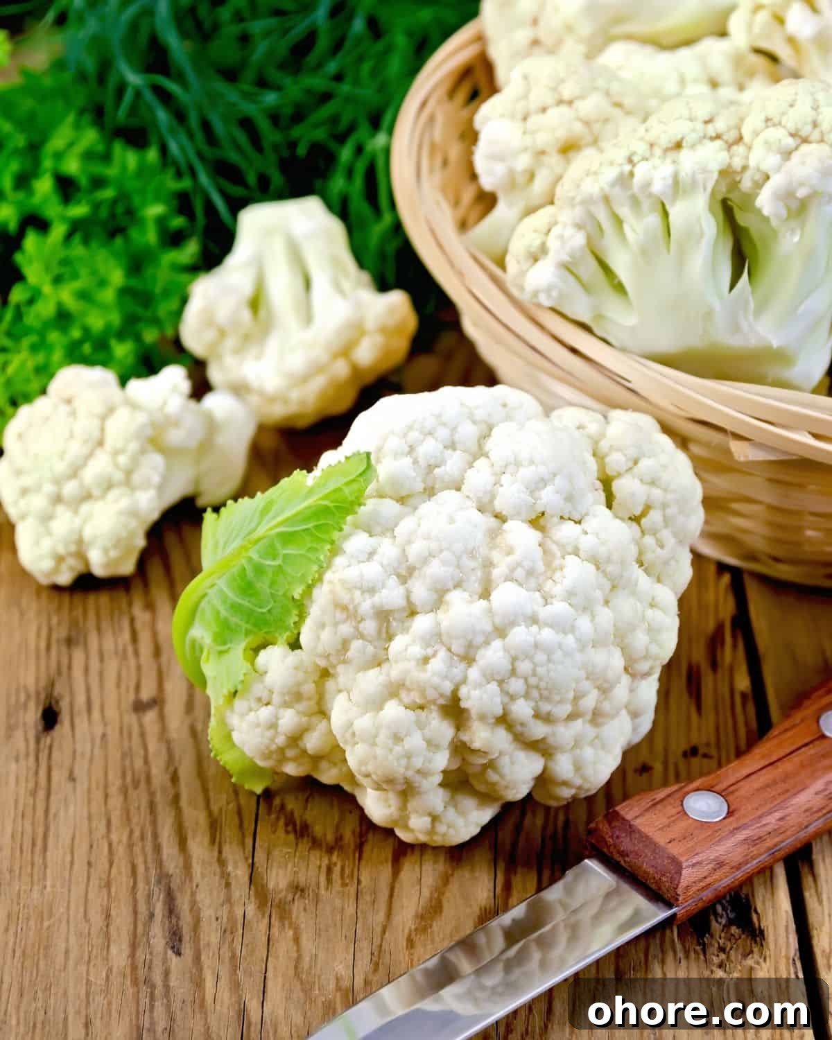 How to Clean and Cut Cauliflower: Quick Step-by-Step Guide 5 Tools to cut the cauliflower.