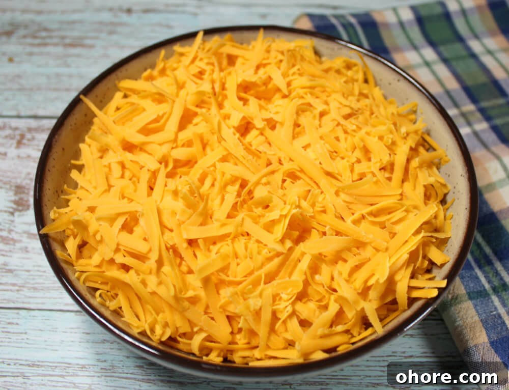 Keto Cheesy Ground Beef and Pepper Skillet Recipe 5 Keto Cheesy Ground Beef Pepper Skillet4