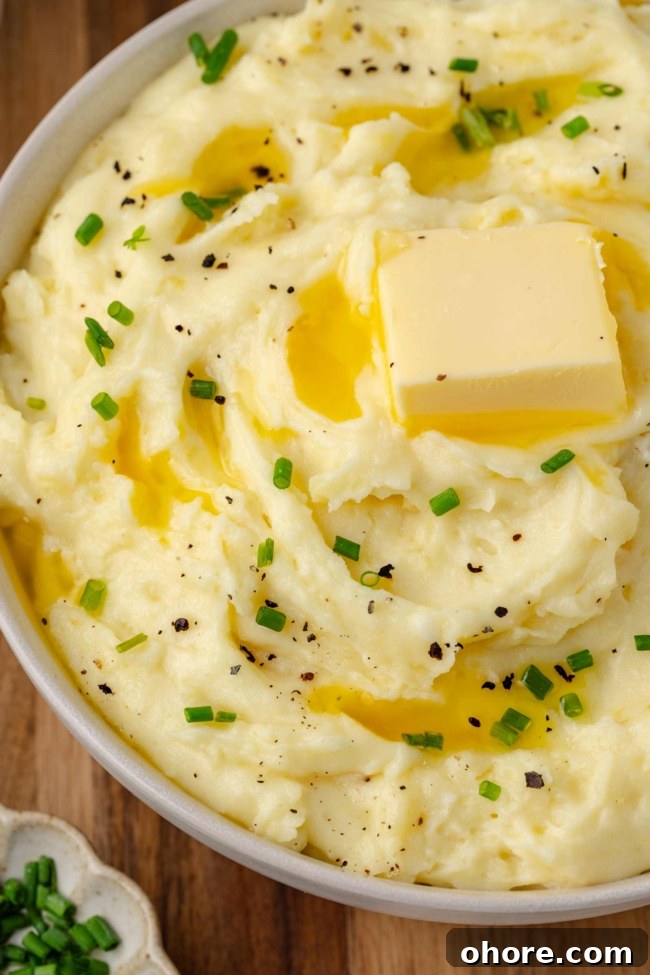 Creamy Yukon Gold Mashed Potatoes Recipe 7 img 129637 6