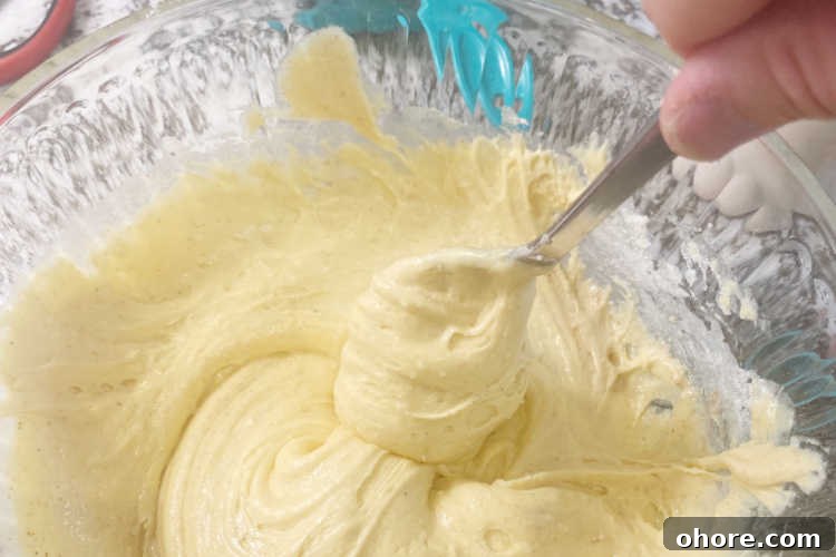 mix eggnog and cake mix together
