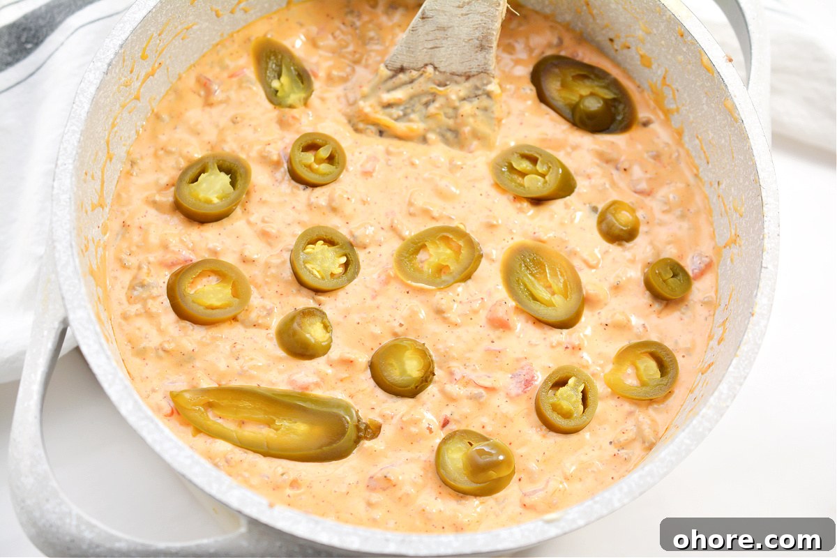 Keto Queso Dip With Sausage