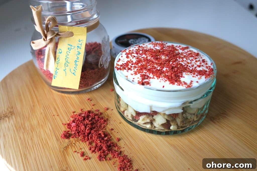 keto low carb muesli with double strained yoghurt