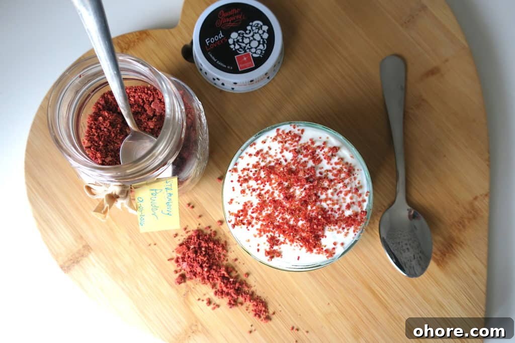 keto low carb muesli with double strained yoghurt