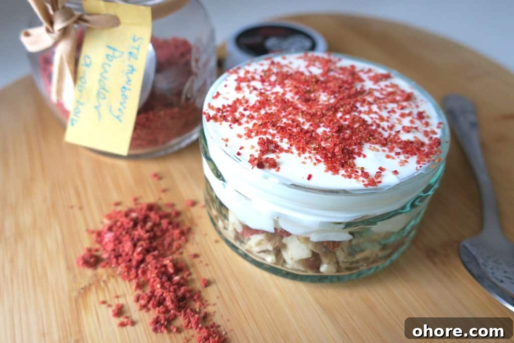 keto low carb muesli with double strained yoghurt