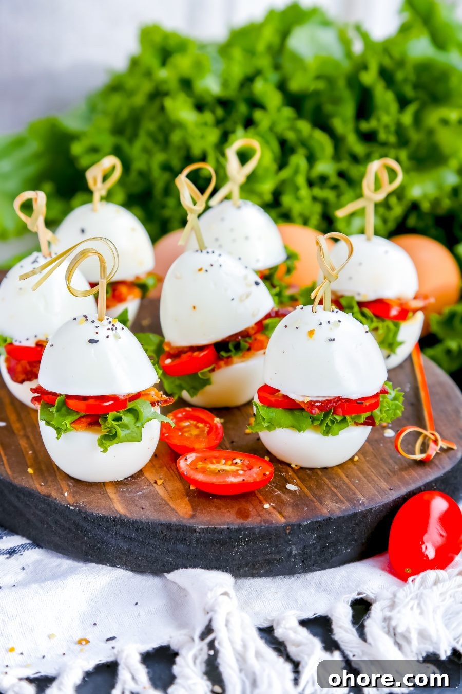 Egg and Bacon BLT Sliders Recipe: Mini Breakfast Sandwiches 2 img 32667 1