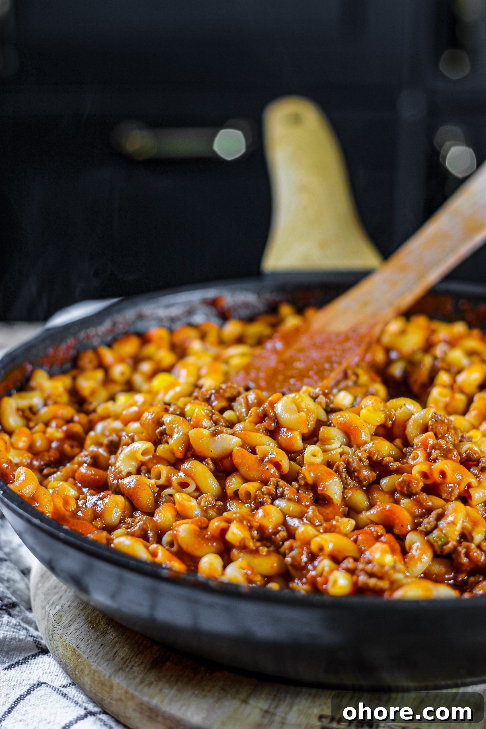 Classic American Goulash Recipe: Hearty Beef and Pasta Dinner 2 img 3411 1
