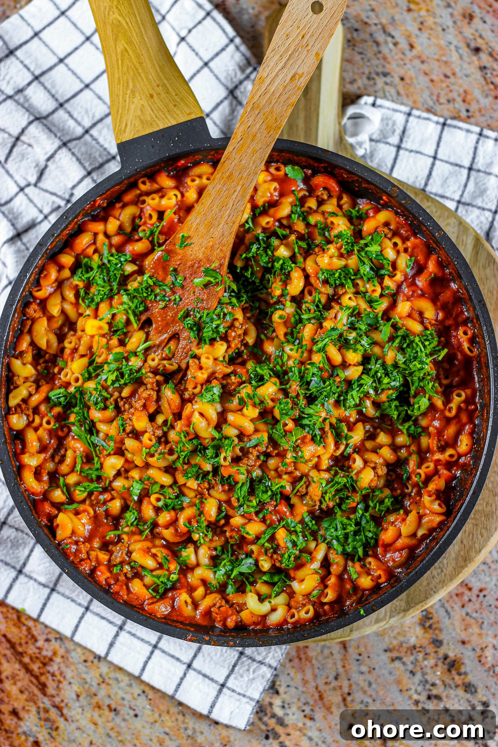 Classic American Goulash Recipe: Hearty Beef and Pasta Dinner 3 img 3411 2