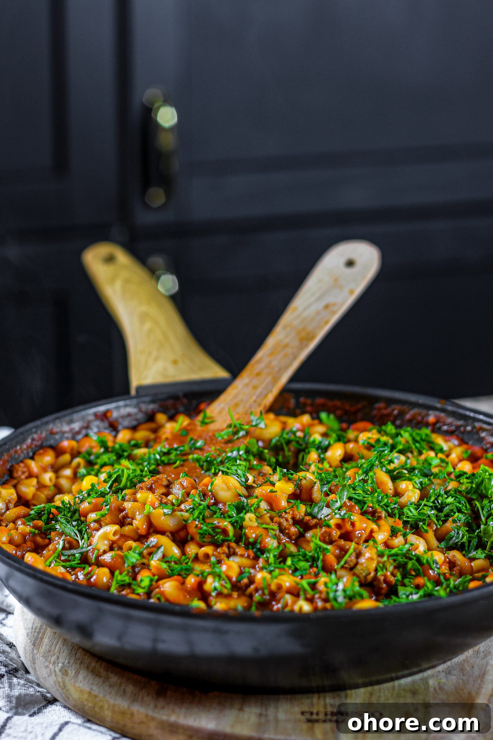 Classic American Goulash Recipe: Hearty Beef and Pasta Dinner 7 img 3411 6