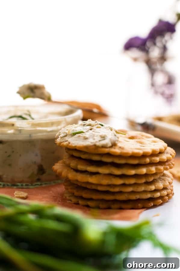 Herbed Cashew Cream Cheese Recipe for Spreads and Dips 5 Delicious cashew cream cheese, stuffed with herbs, full of great flavors! Super easy to prepare, non dairy and vegan. | annabanana.co