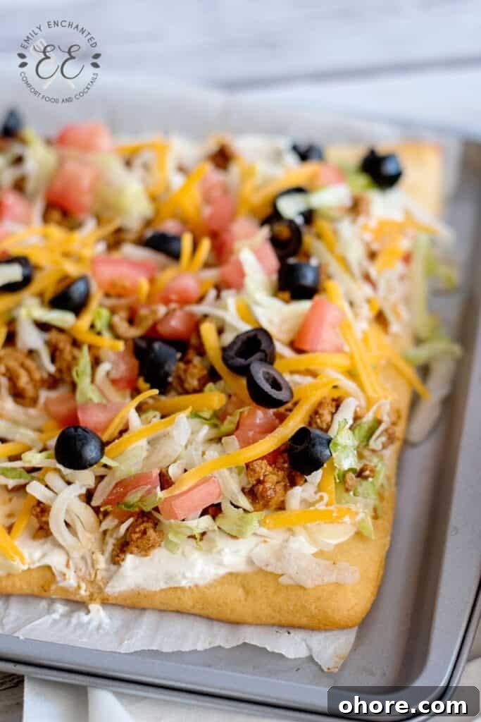 Taco Pizza Recipe with Crescent Roll Crust Taco Pizza Recipe with Crescent Roll Crust