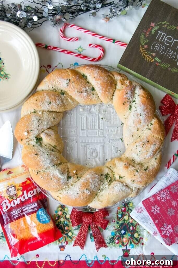 Cheesy Pull Apart Bread Wreath