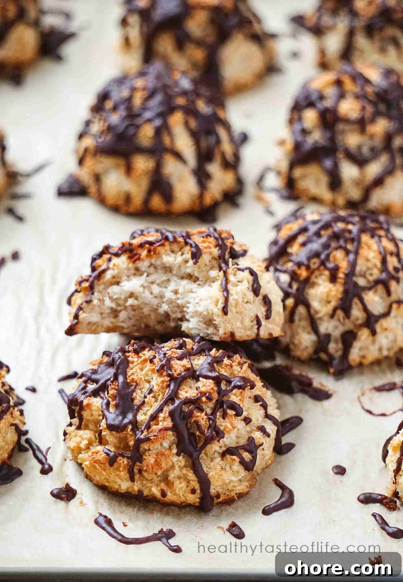 The best gluten free coconut macaroons recipe made with egg whites and without condensed milk (dairy free recipe).