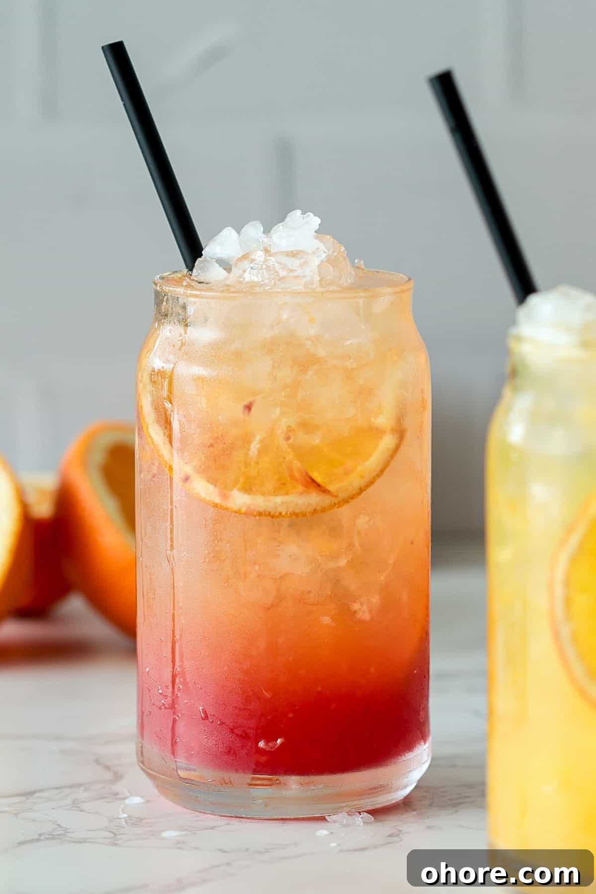 Orange Crush Cocktail Recipe: Fresh Vodka, Orange & Sparkling Mix 4 img 61753 3