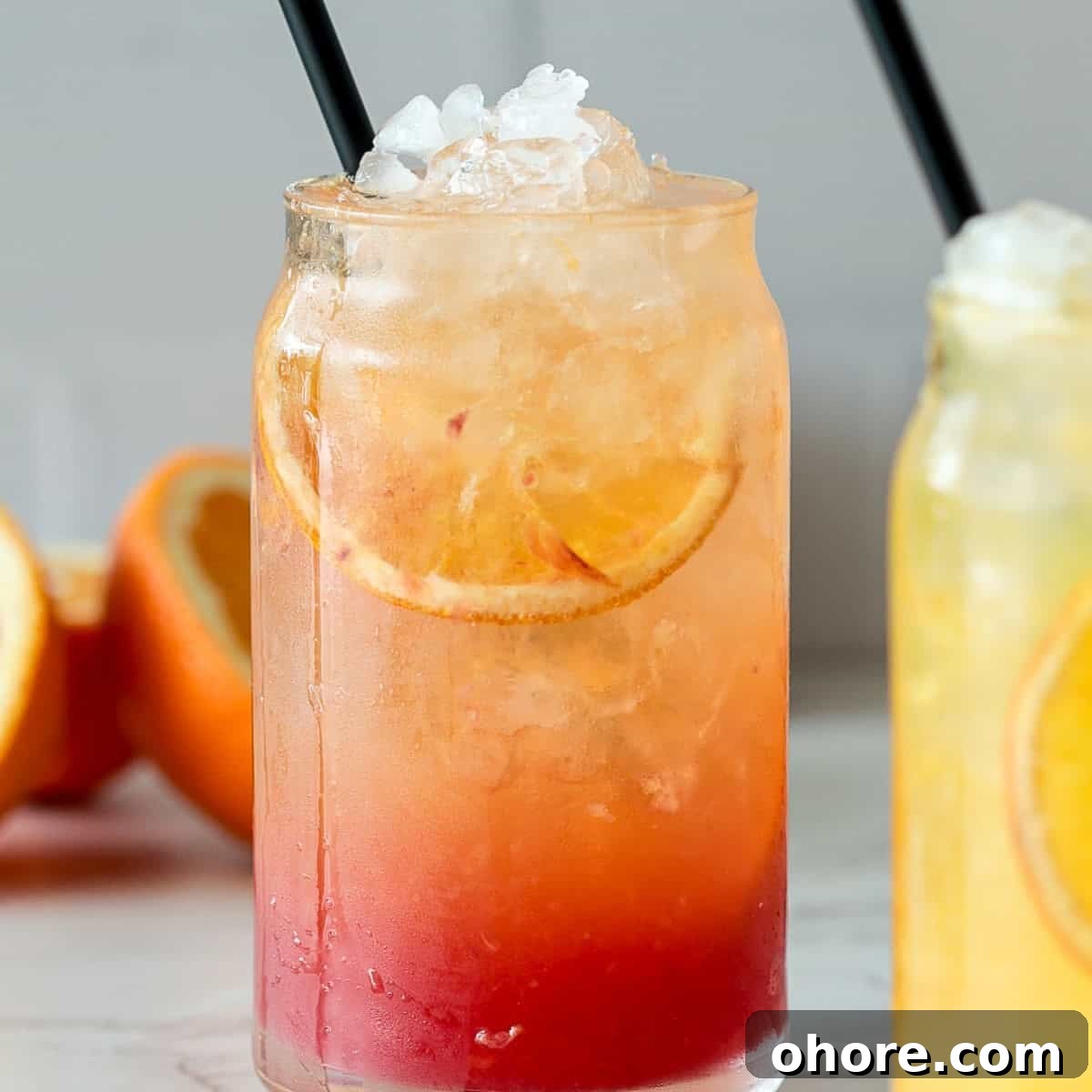 Orange Crush Cocktail Recipe: Fresh Vodka, Orange & Sparkling Mix 9 Orange crush cocktail.