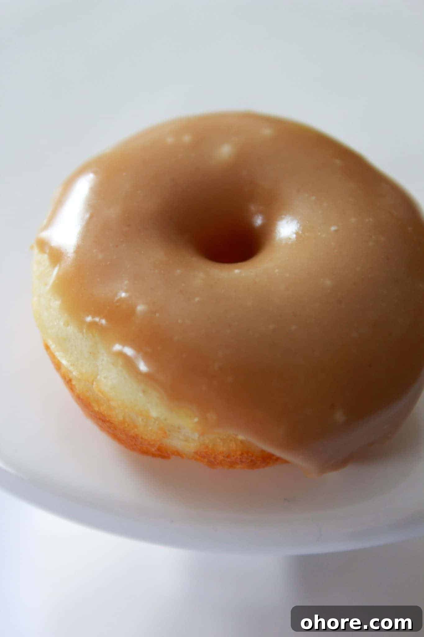 What to Make for Breakfast: 7 Quick Breakfast Recipes You’ll Love 7 Pancake Mix Donuts with Maple Glaze featured by top US food blog, Practically Homemade