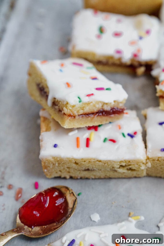 Strawberry Pop-Tart Blondies Recipe: Homemade Jam-Filled Bars 3 img 9039 2