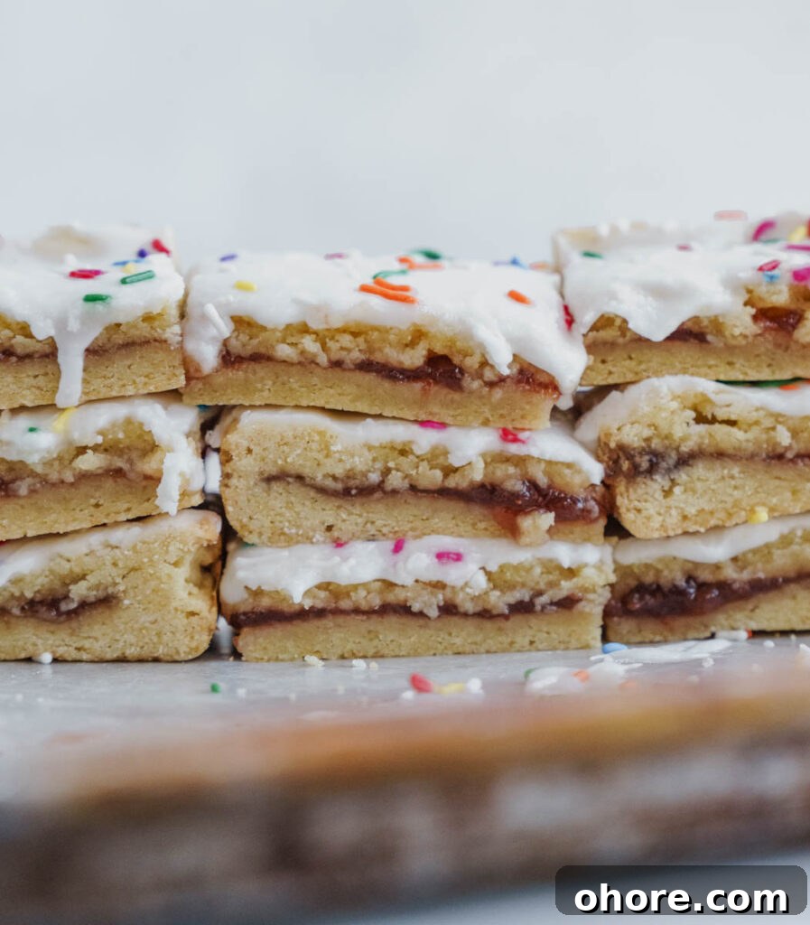 Strawberry Pop-Tart Blondies Recipe: Homemade Jam-Filled Bars 5 img 9039 4